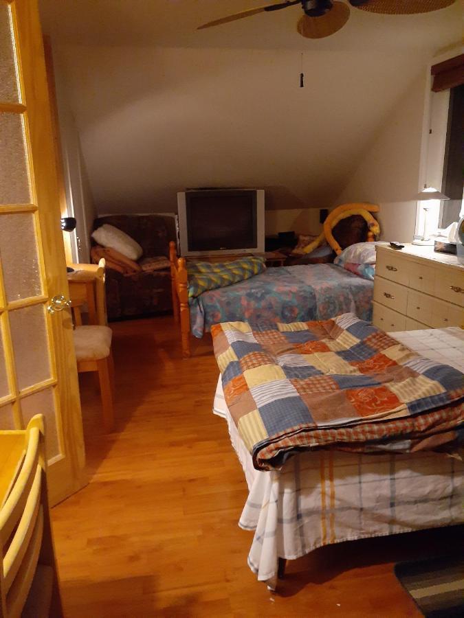 Bed and Breakfast Bienvevus Chez Rino-Hugues Trois-Pistoles Exterior foto